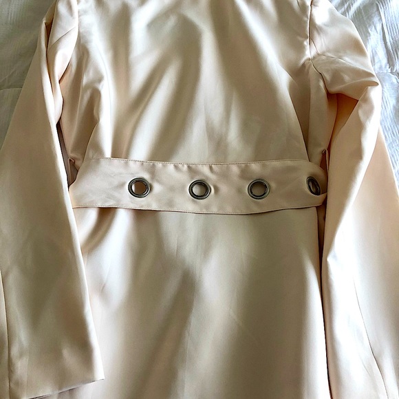 PRETTYLITTLETHING Soft Peach 🍑 Colour Belted Jacket🍑 Long Sleeves - Picture 11 of 13